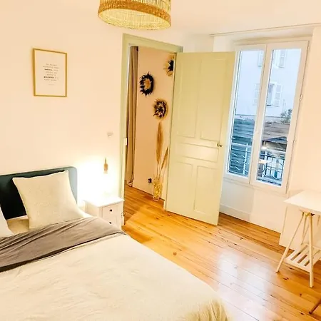 Cosy Pampa -parking Privatif - Centre-ville - Wifi Apartment